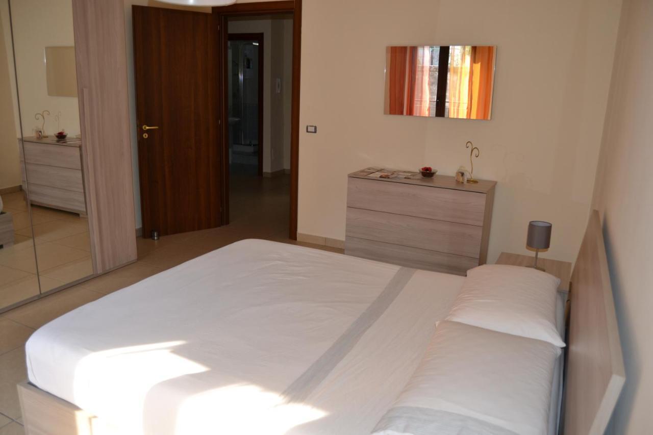 Chez Amelie & Jean-Louis Apartment Catania Luaran gambar